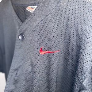 Men’s Medium mesh baseball warm up